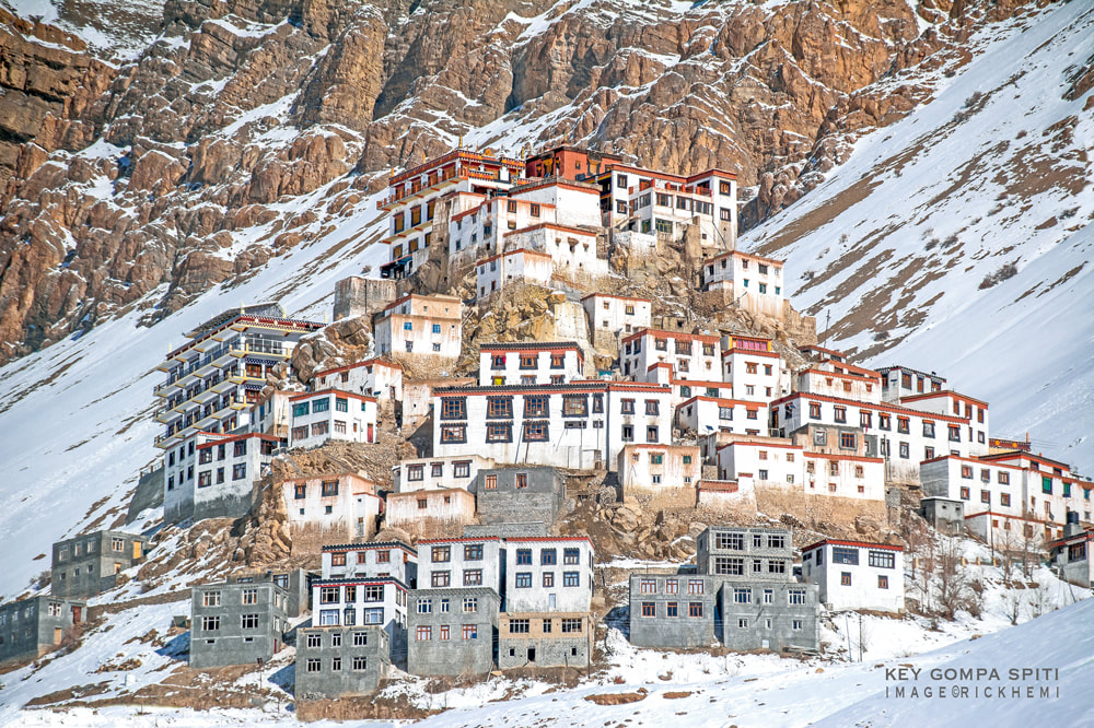 overland travel midwinter Himalaya, DSLR image by Rick Hemi