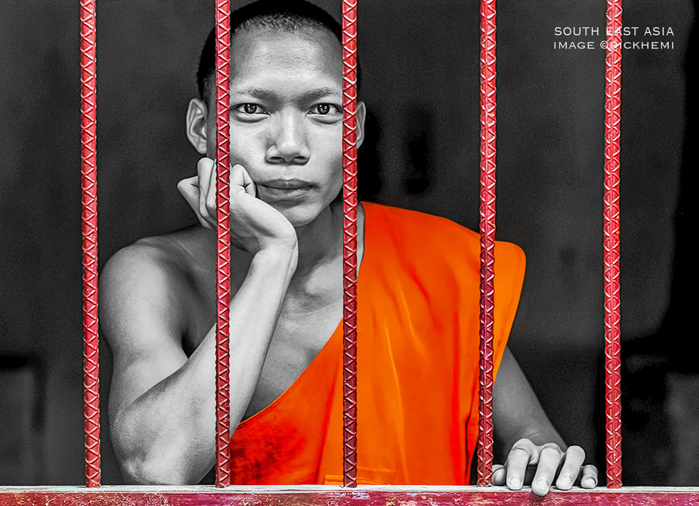 solo travel Asia, street photography, portrait snap by rick hemi