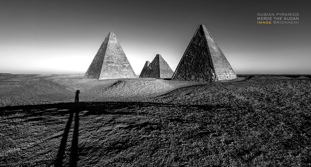 about page Rick Hemi, solo overland travel Sudan, Nubian pyramids Meroe, image by Rick Hemi