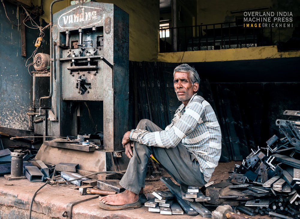 overland travel India, machine workshop, image by Rick Hemi