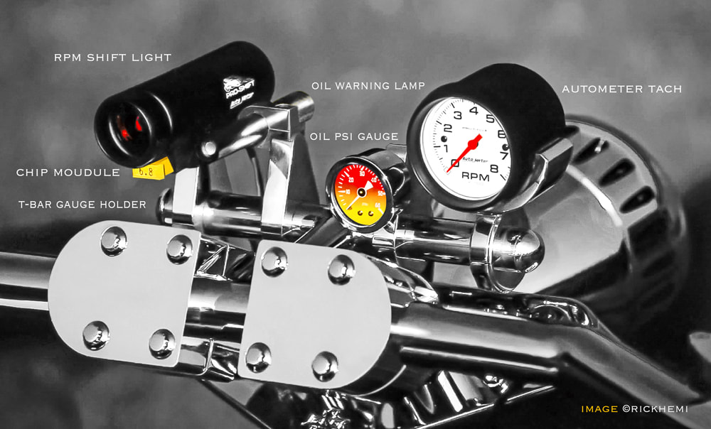 John Harmon Big Twin Shovelhead engine instrument gauges, Autometer RPM, mini PSI fluid filled oil pressure gauge, oil warning lamp, image by Rick Hemi 