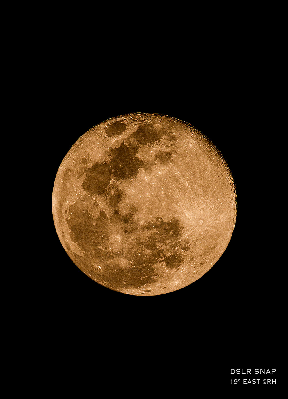 lunar @19° East, image by Rick Hemi