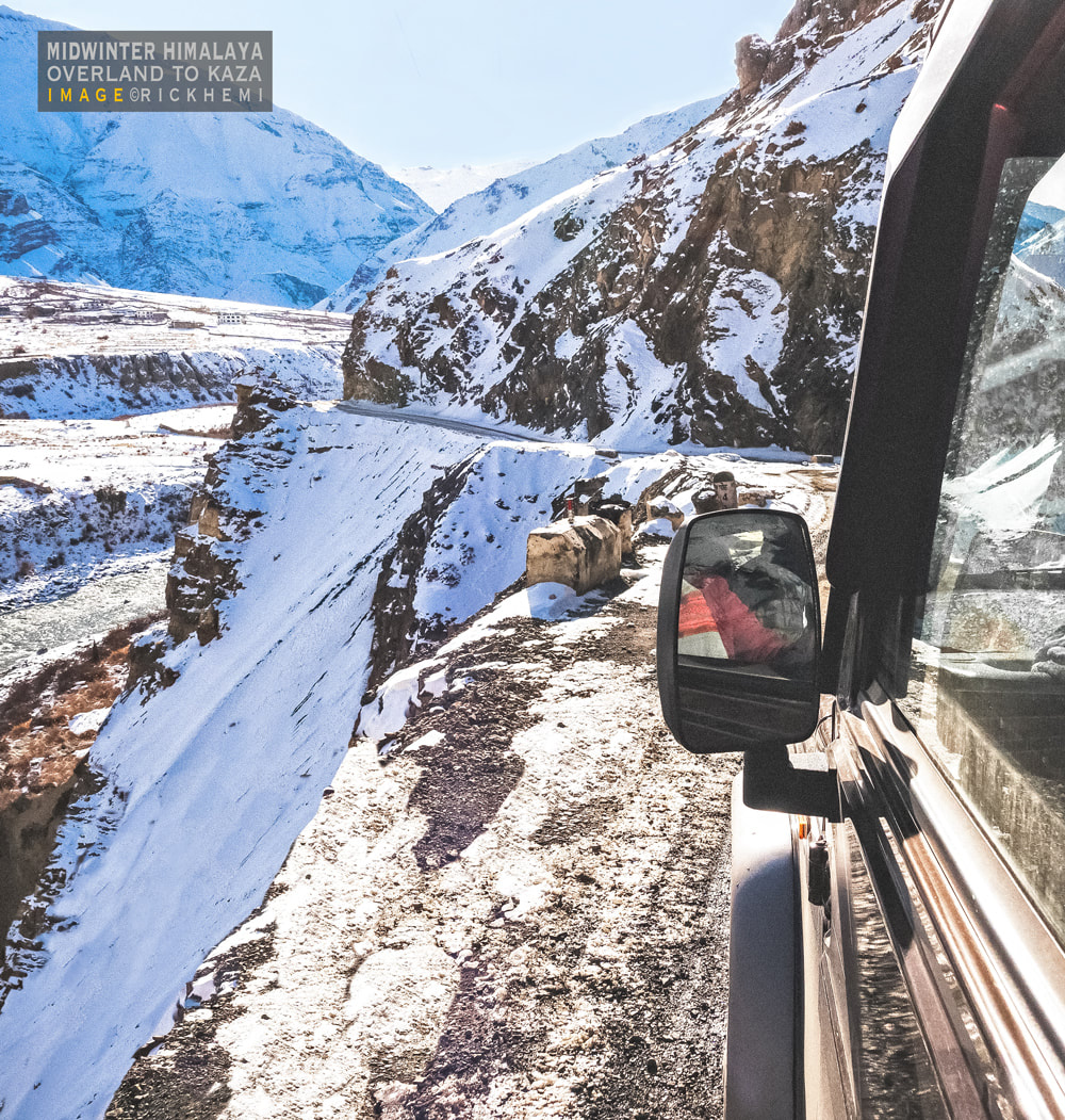 overland transit to Kaza, midwinter Indian Himalaya, image by Rick Hemi