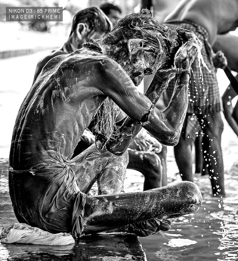 about page Rick Hemi, washing ghat India, D3 Nikon, image by  Rick Hemi