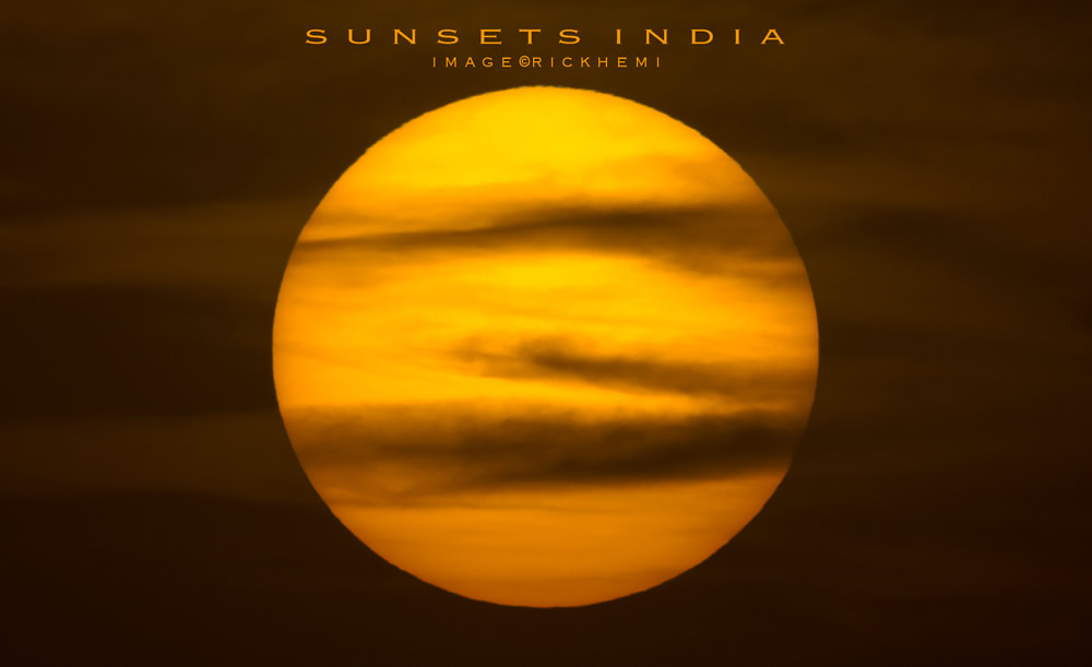 India solo travel, overland India, sunset India, image by Rick Hemi