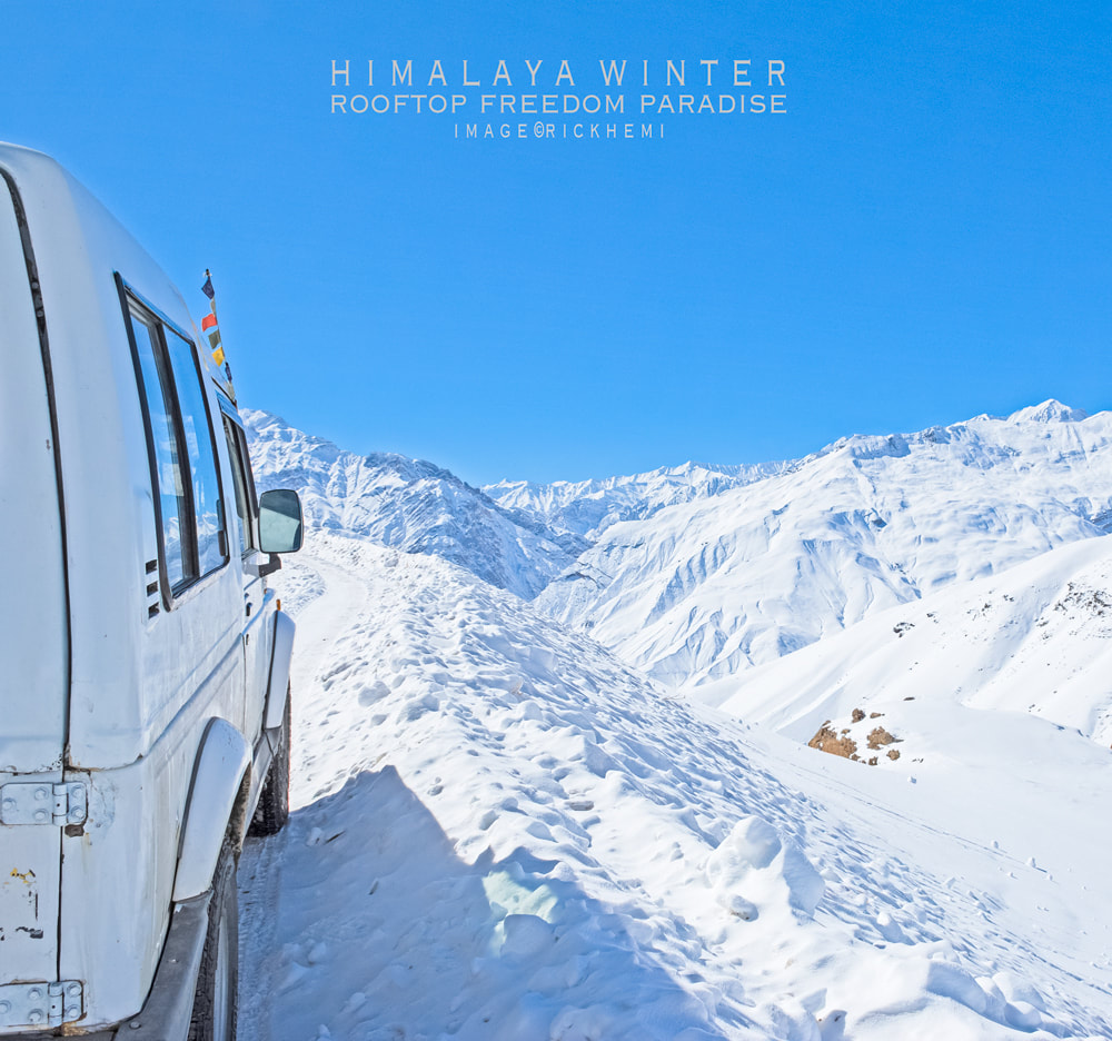 solo overland travel and transit Himalaya region 2020, rooftop paradise, image by Rick Hemi