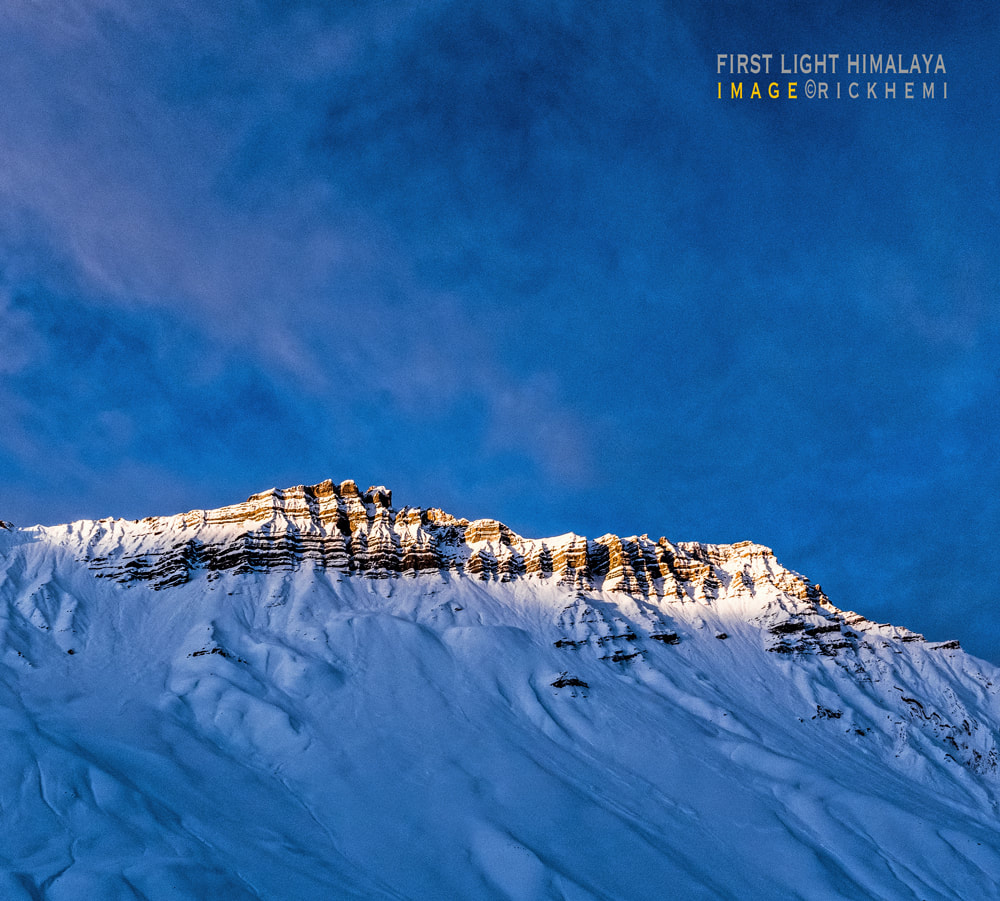 solo overland travel, first light Himalaya, image by Rick Hemi