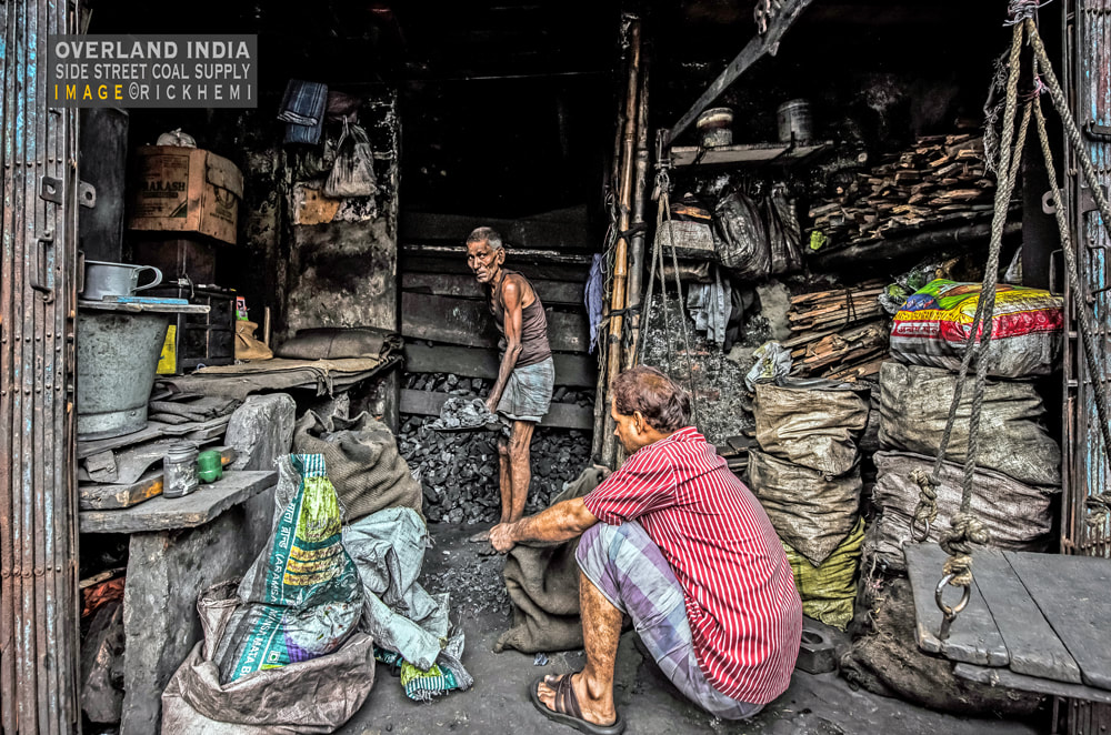 solo travel India, overland travel India, street photography India, image by Rick Hemi