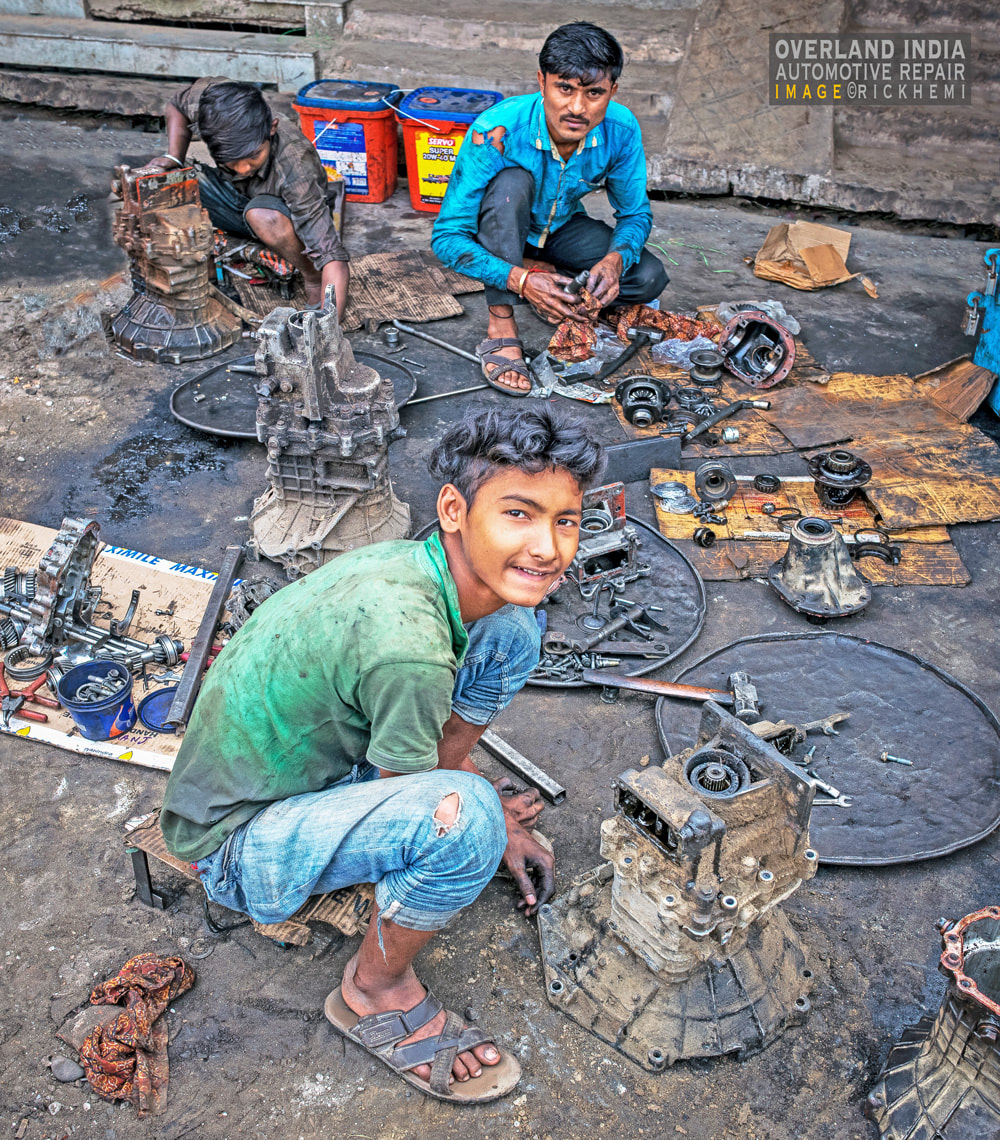 solo overland travel India, street auto repair India, image by Rick Hemi