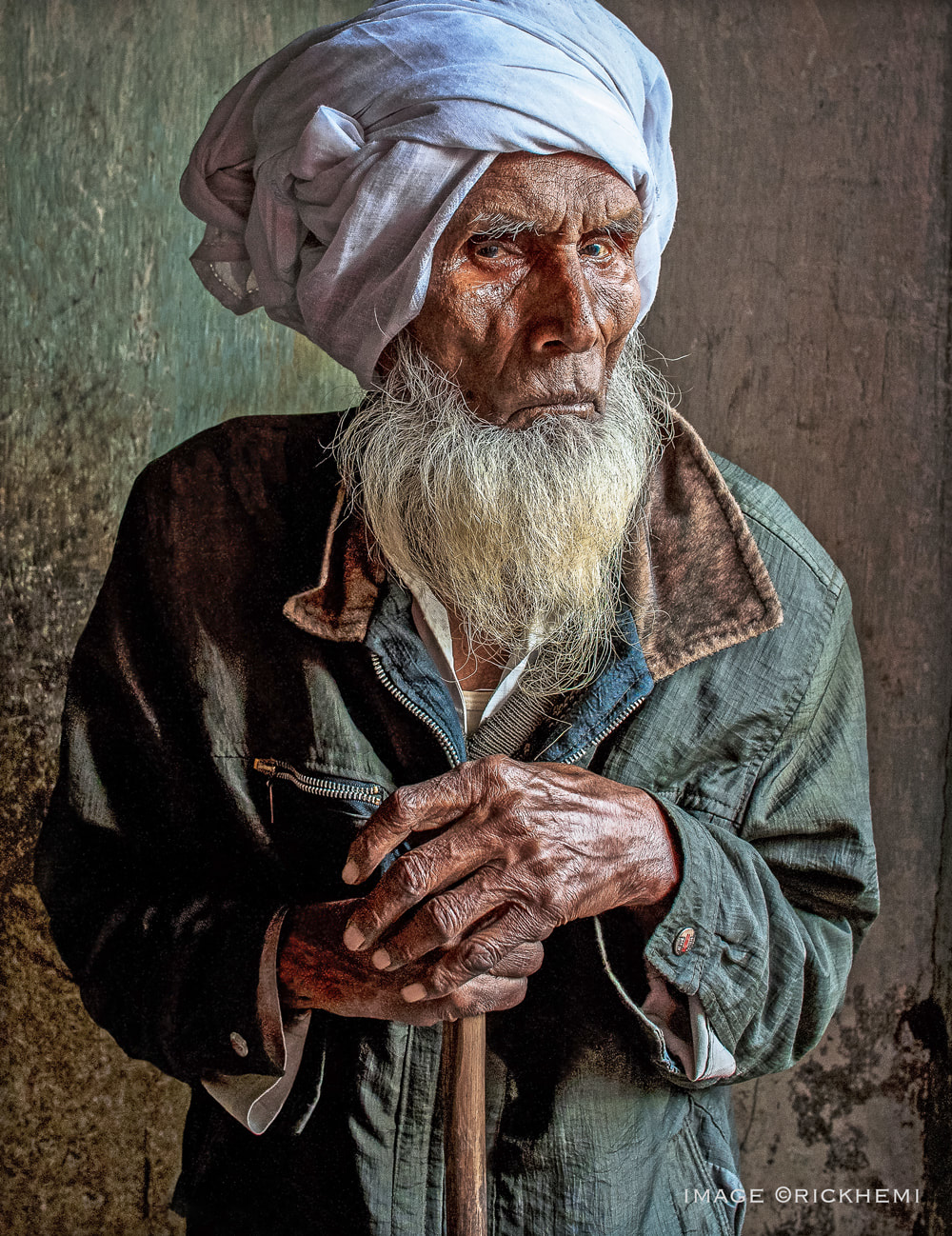 solo overland travel Middle East, street portrait, 100+ year old local street portrait, DSLR image by Rick Hemi